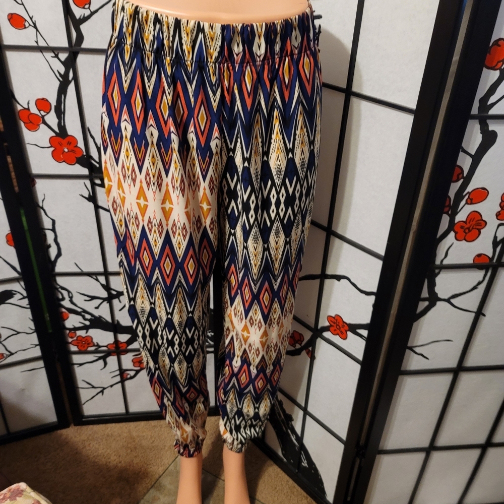 BOHEMIAN GEOMETRIC TRIBAL ART LADIES HAREEM PANTS IN BRIGHT COLORS/SIZE SMALL